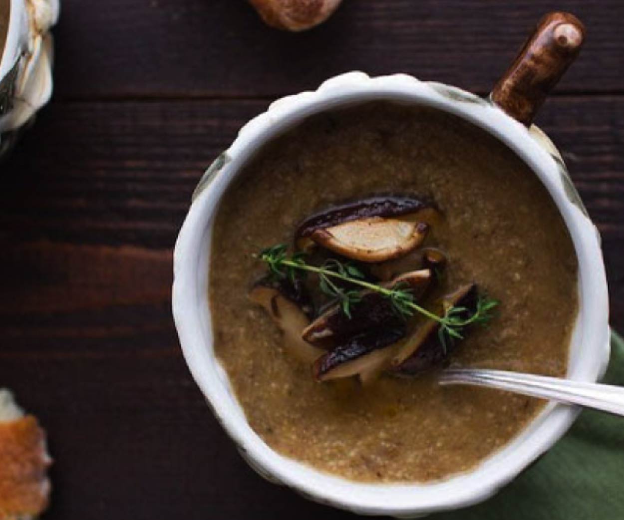 Read more about the article Roasted Mushroom Parsnip Soup