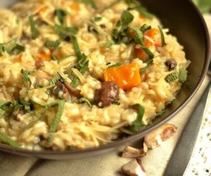 Read more about the article Butternut Squash and Mushroom Risotto with Sage
